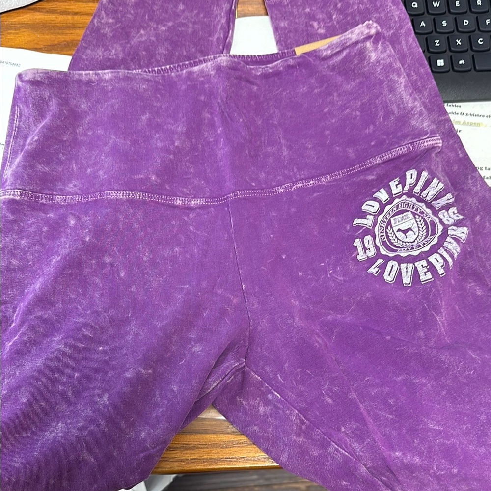 PINK Victoria's Secret Purple leggings